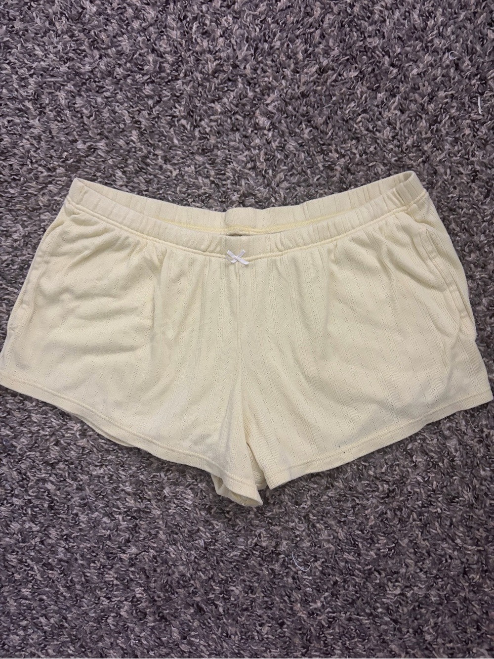 Hollister Cream Elastic-Waist Knit Lounge Shorts